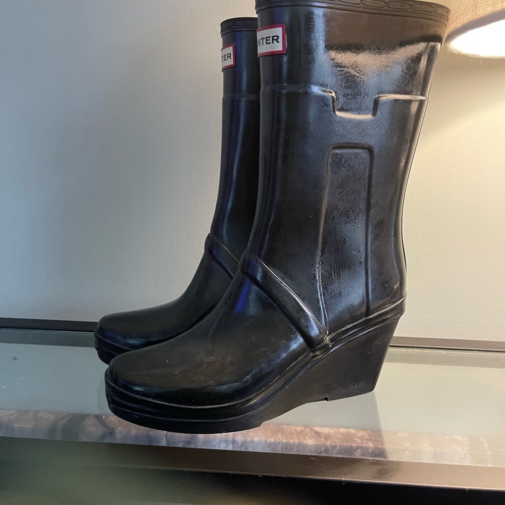 Hunter Mid-Calf Wedge Rain boot